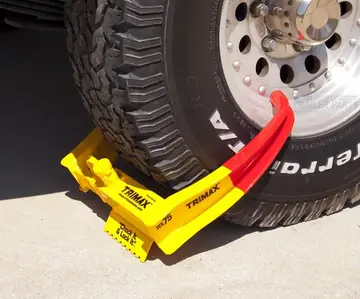 Trimax Trailer Wheel Lock Chock Security Boot Clamp TCL75